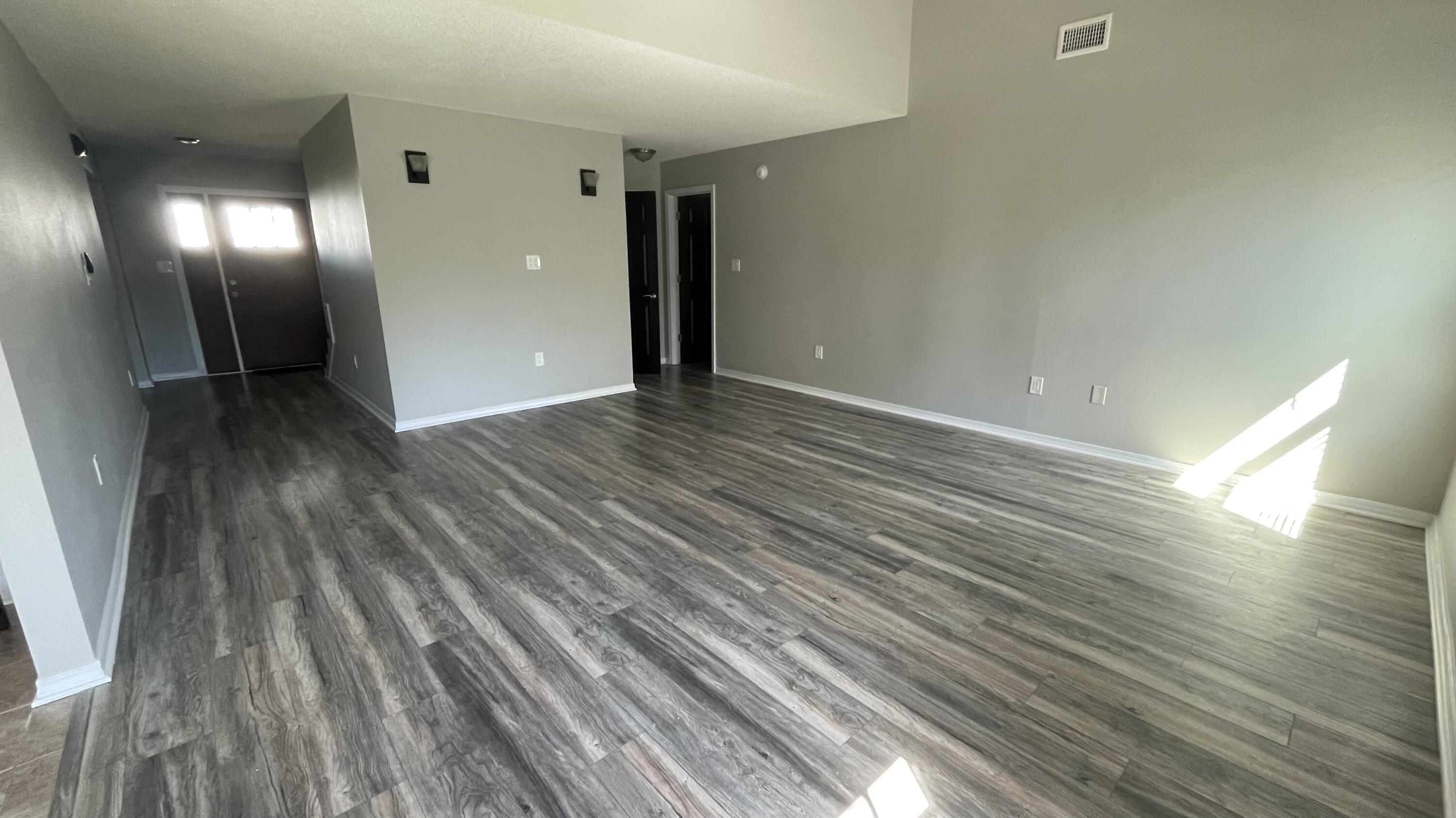 463 Sandy Ridge Circle Mary Esther, FL 32569 - Photo 7 of 18 Living Room