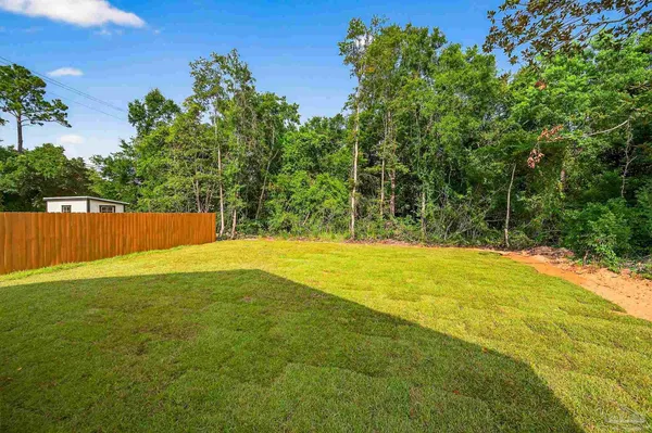 $279,900 | 3011 North 15th Avenue, Milton, FL 32583