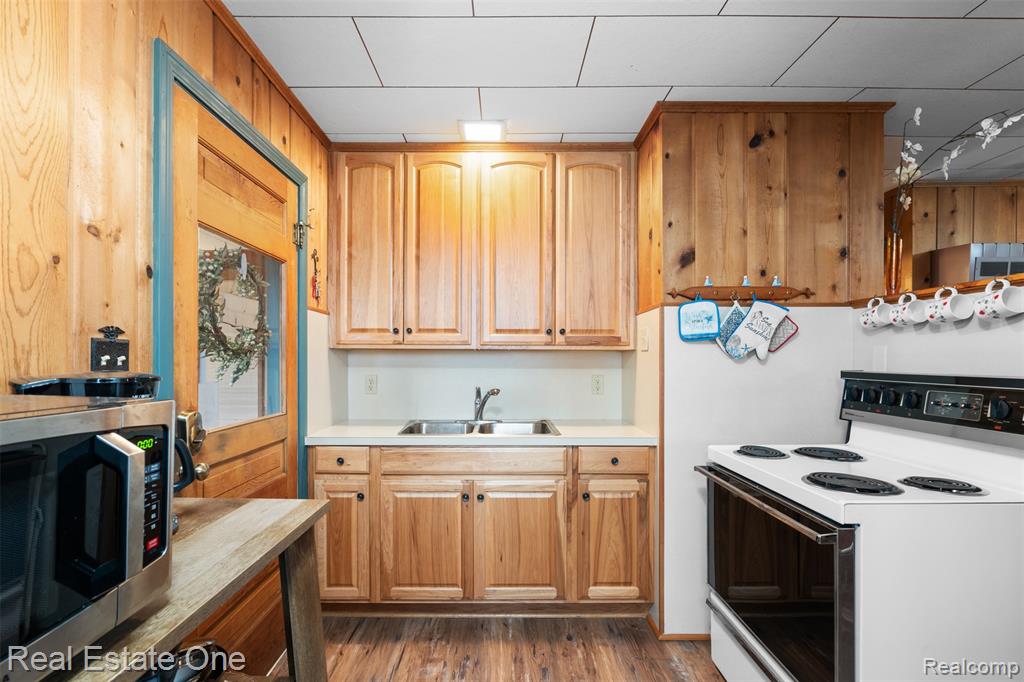 5371 Port Austin Road Caseville, MI 48725 - Photo 11 of 38