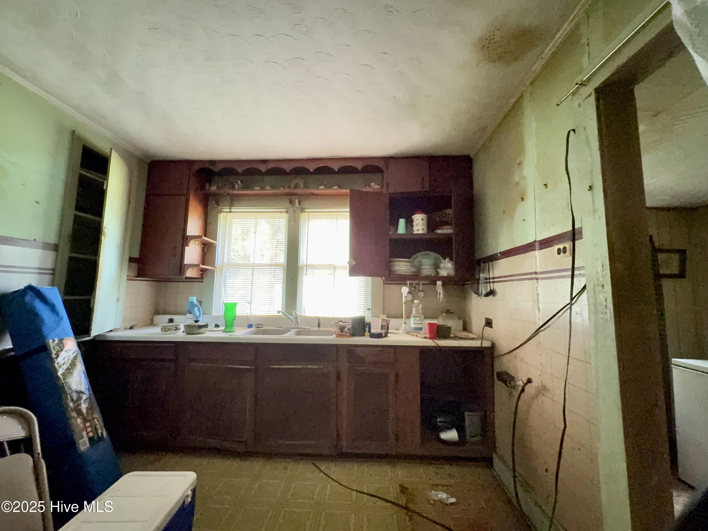 175 Union Hall Road Hertford, NC 27944 - Photo 10 of 36 House-kitchen