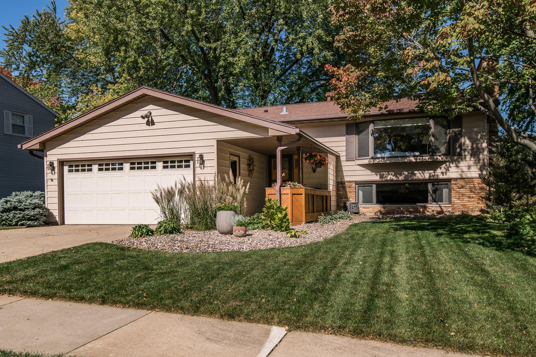 2217 Viking Drive Northwest Rochester, MN 55901 - Photo 1 of 1 Gallery Image 1