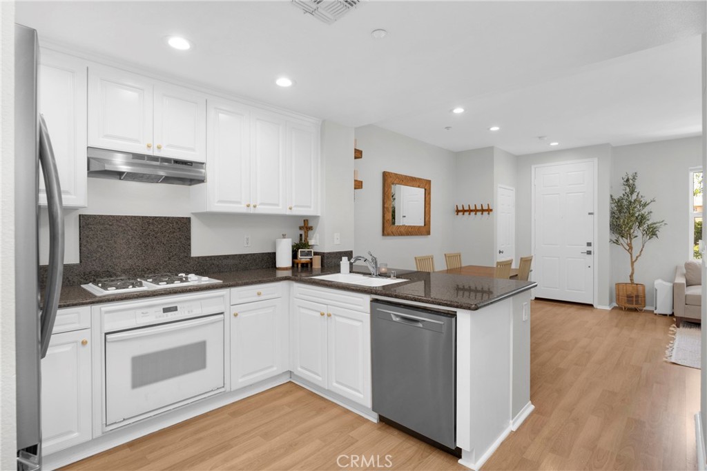 76 Paseo Del Rey San Clemente, CA 92673 - Photo 21 of 60