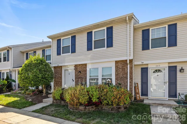 $280,000 | 247 Water Oak Drive, Pineville, NC 28134