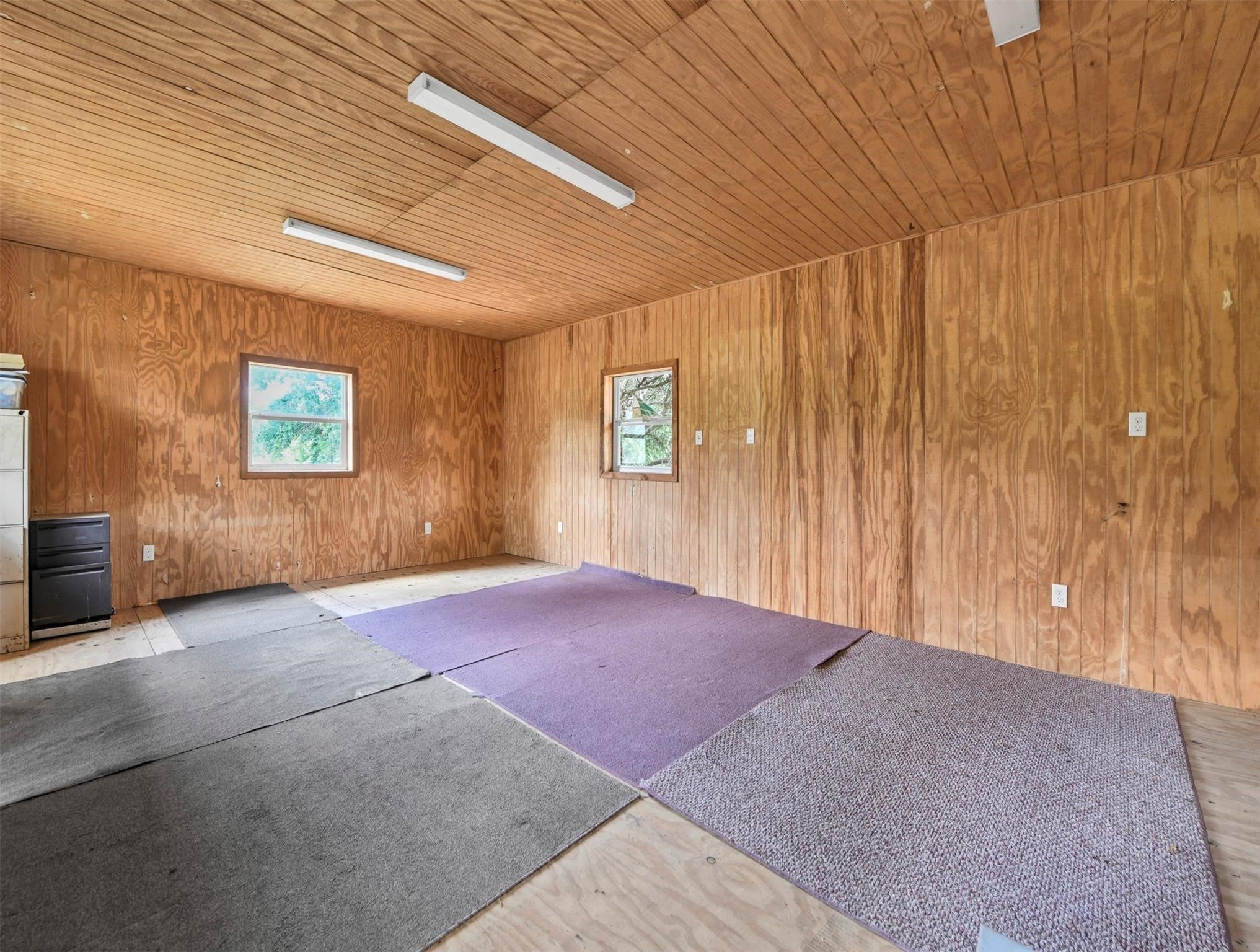 11304 Fostoria Road Cleveland, TX 77328 - Photo 20 of 32 a view of empty room with windows
