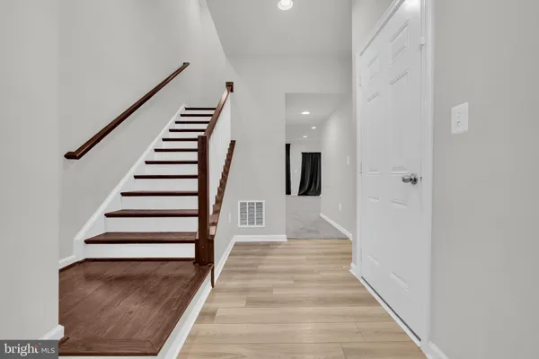 $3,400 | 1106 Overlook Loop, Laurel, MD 20707