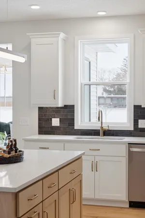 $587,950 | 3496 Knightsbridge Trail Lake North, Lake Elmo, MN 55042