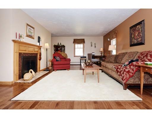 78 Allen Road Sturbridge, MA 01566 - Photo 6 of 24