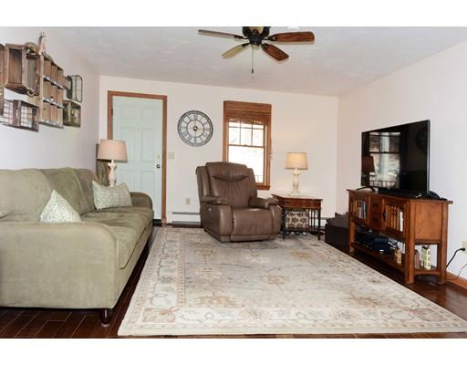 78 Allen Road Sturbridge, MA 01566 - Photo 9 of 24