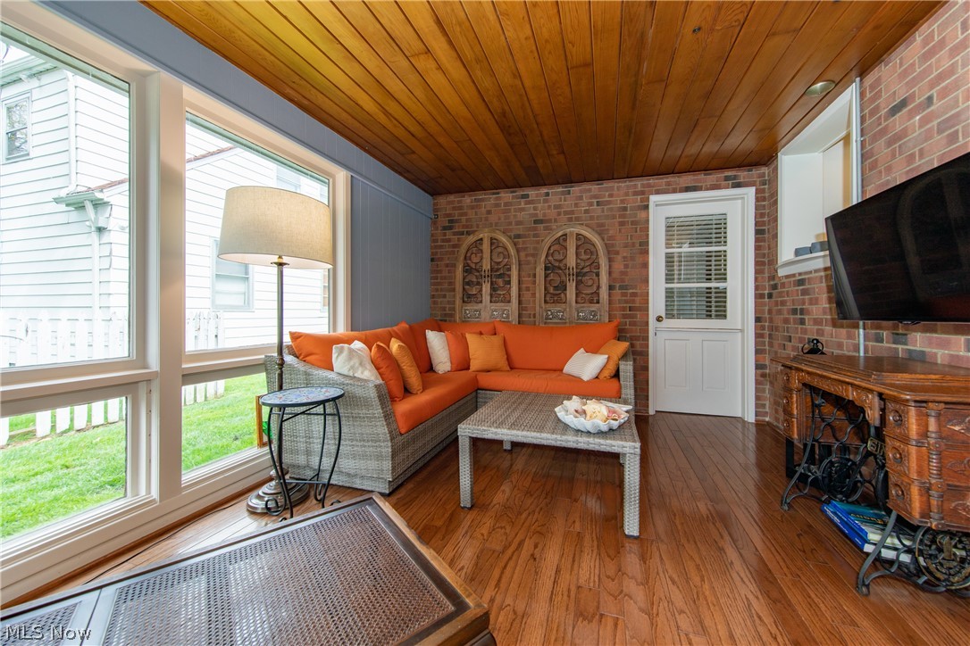 4960 Glenlyn Road Cleveland, OH 44124 - Photo 21 of 26