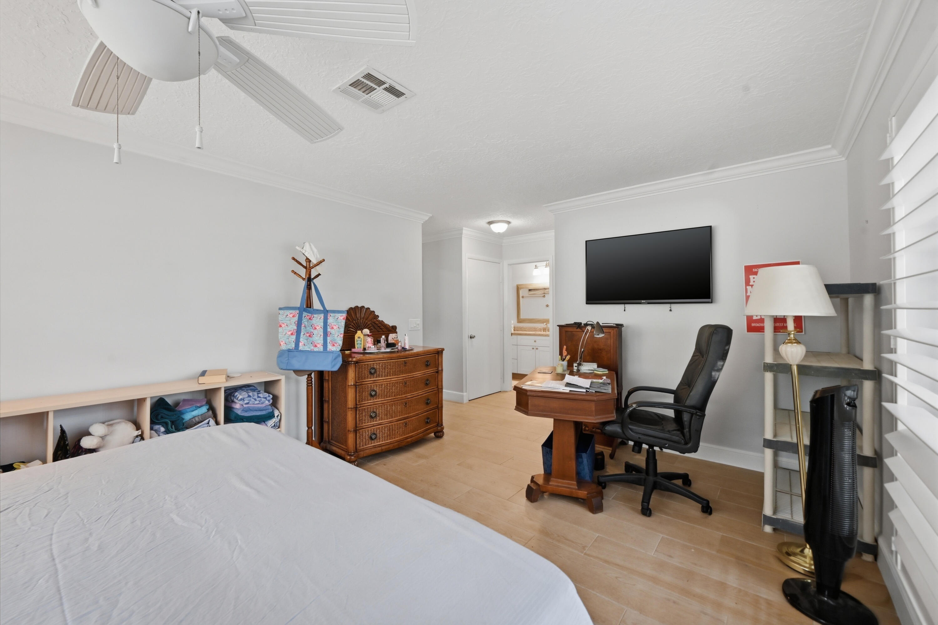 324 Orange Tree Drive, Unit 4 Atlantis, FL 33462 - Photo 19 of 37 RA1_2199