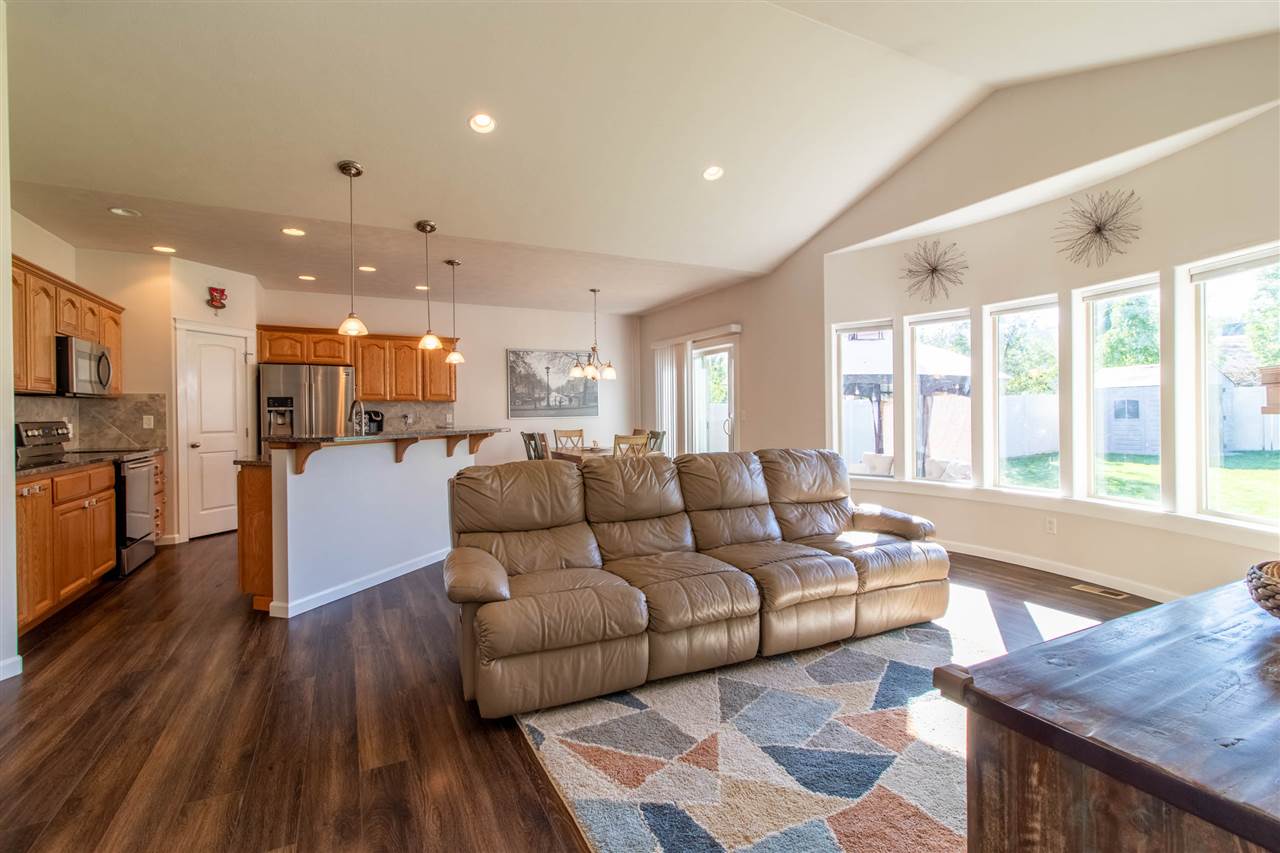 1607 North Rim View Street Spokane, WA 99224 - Photo 5 of 28 Gallery Image 5