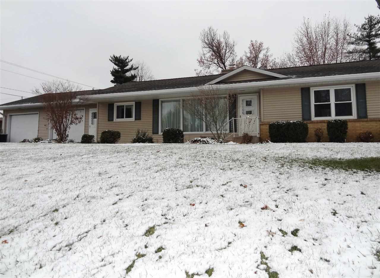 104 Sunset Lane Metamora, IL 61548 - Photo 1 of 29 Gallery Image 1