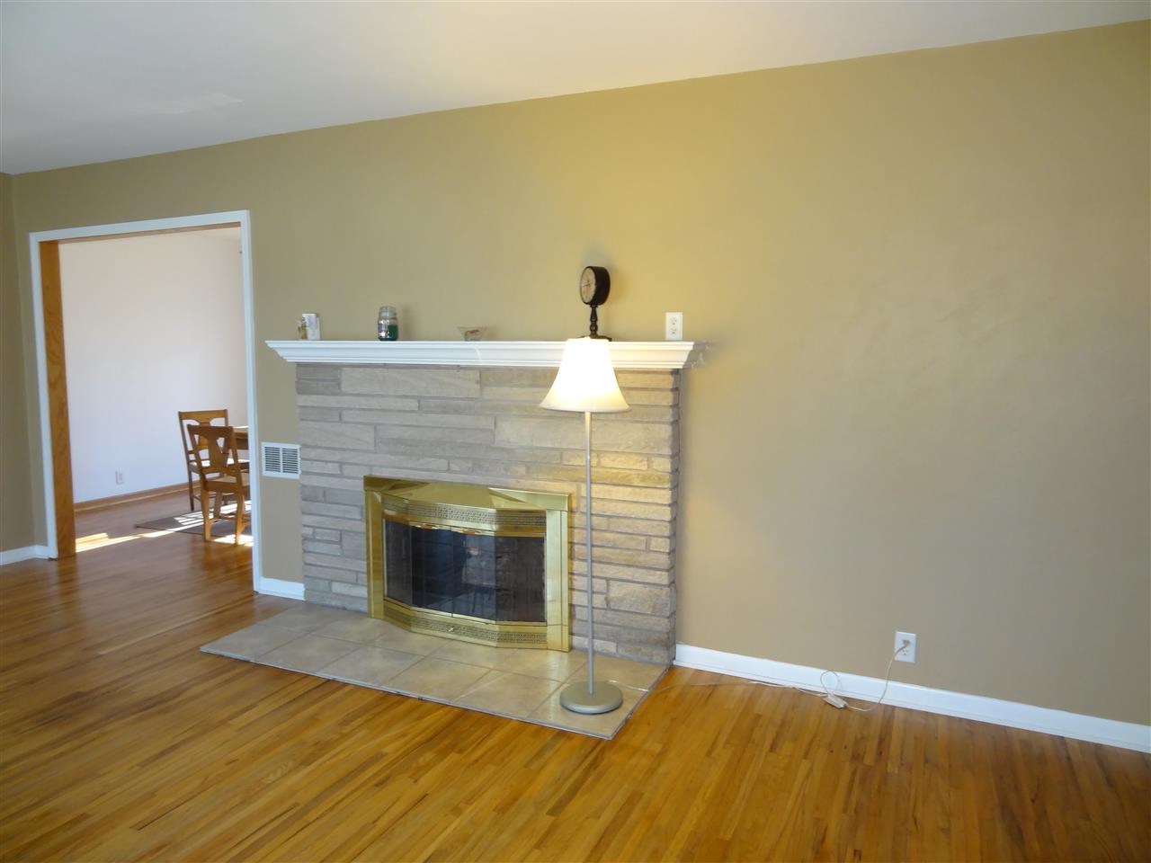 104 Sunset Lane Metamora, IL 61548 - Photo 2 of 29 Gallery Image 2