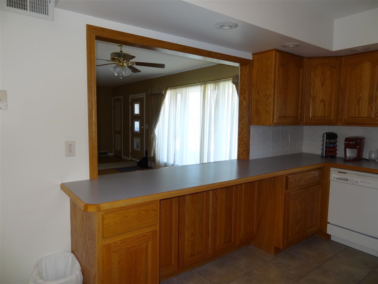 104 Sunset Lane Metamora, IL 61548 - Photo 9 of 29 Gallery Image 9