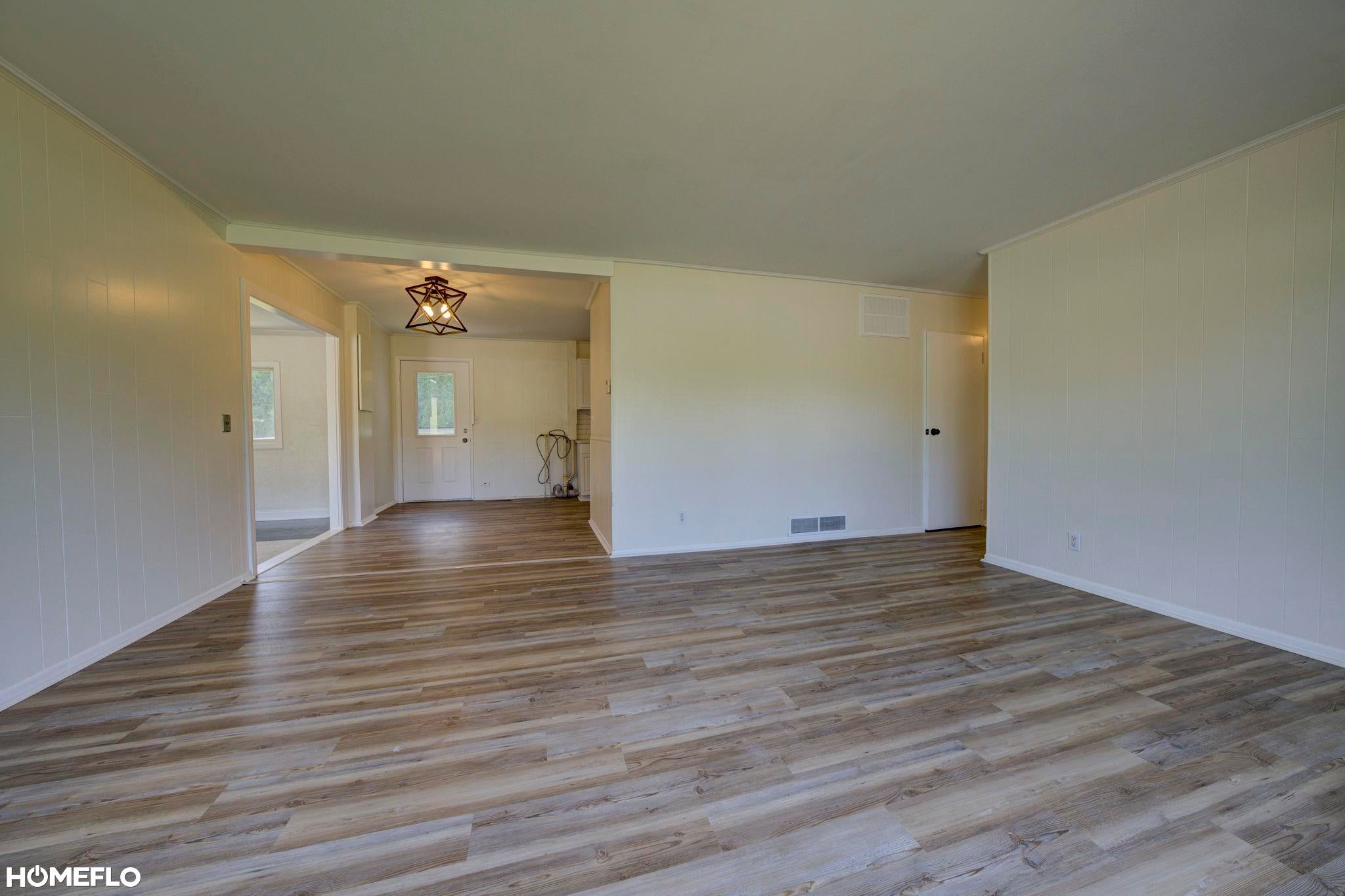 6072 Center Road Traverse City, MI 49686 - Photo 16 of 55 Gallery Image 16