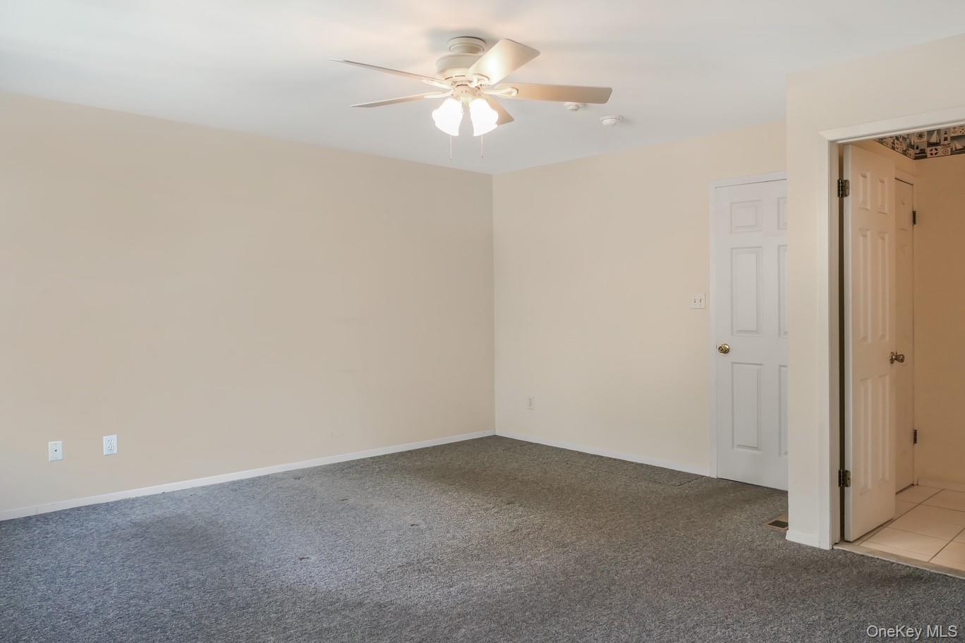 280 Ranch Circle, Unit 280 Manorville, NY 11949 - Photo 42 of 43