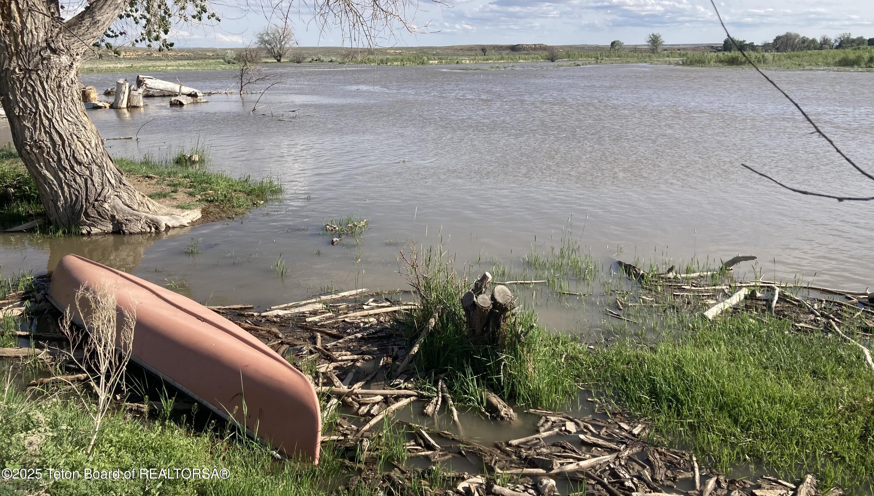 338 Gas Hills Road Riverton, WY 82501 - Photo 9 of 36 Photo Jun 02 2025, 5 43 00 PM