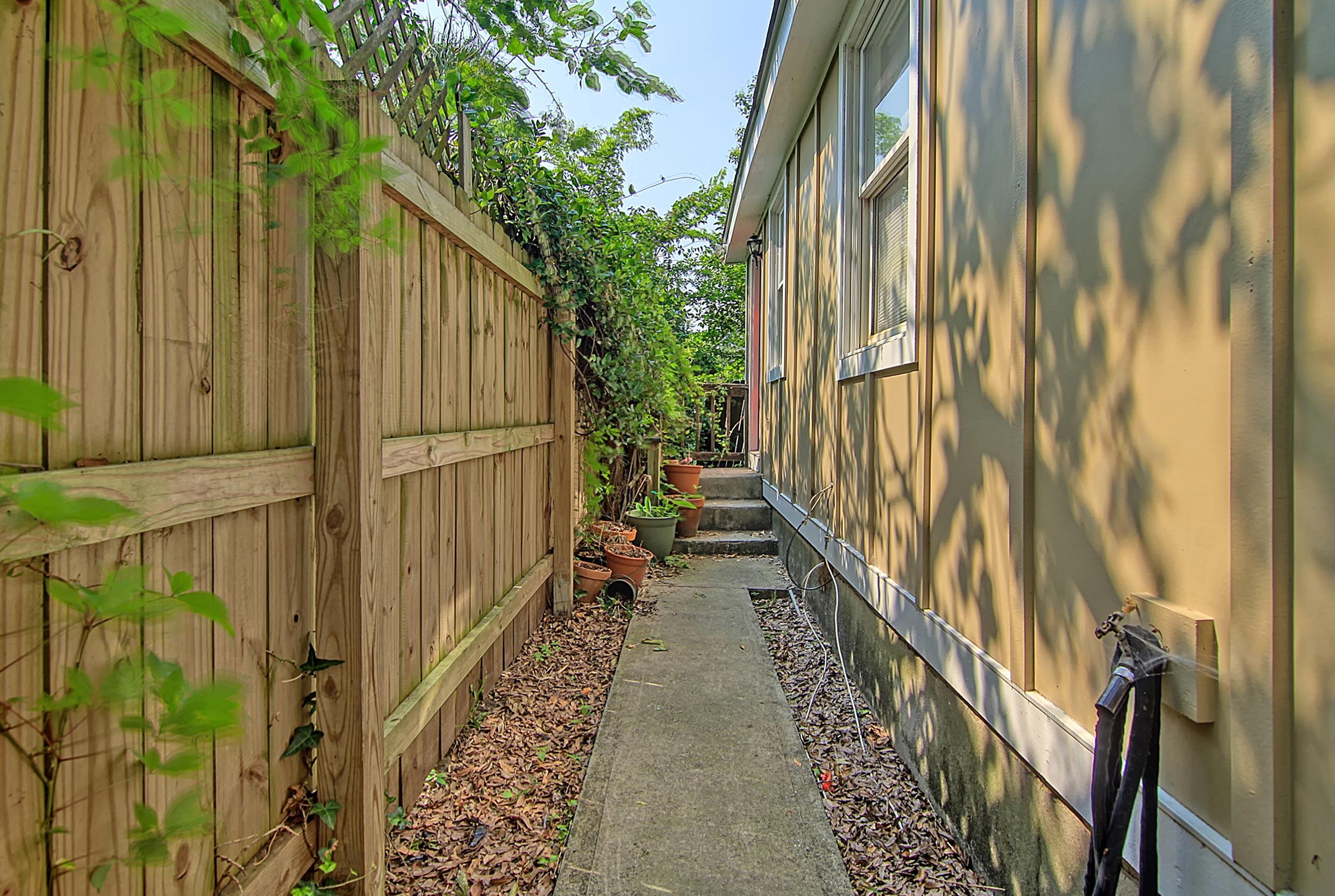 380 Sumter Street Charleston, SC 29403 - Photo 9 of 48 CREM_380 Sumter A_015
