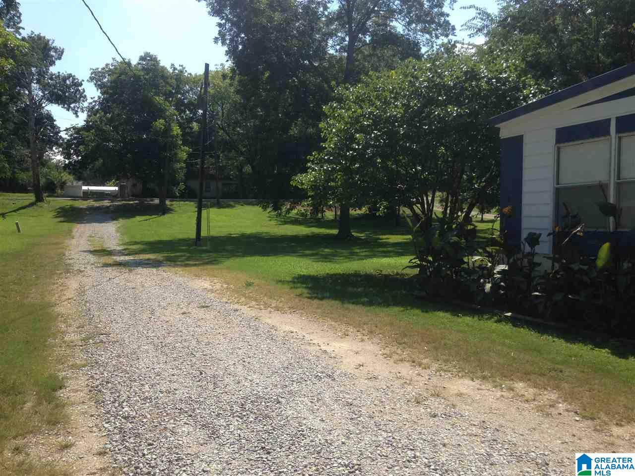5402 Glade Road Anniston, AL 36206 - Photo 2 of 7