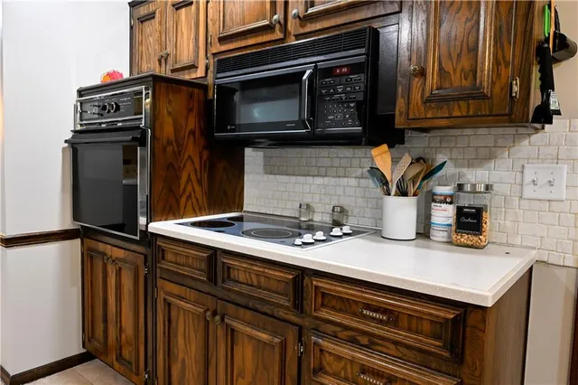 $439,900 | 10634 West 102nd Terrace, Overland Park, KS 66214