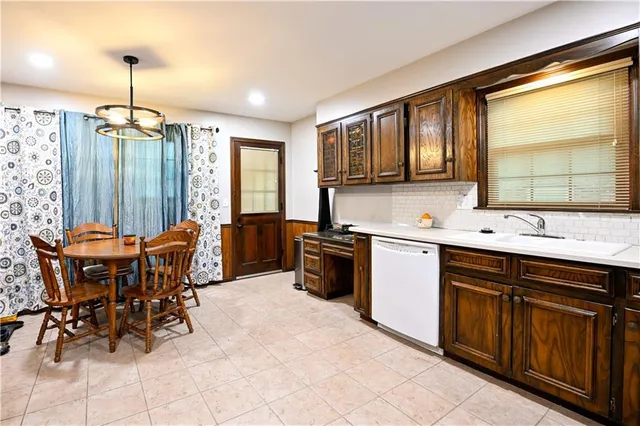 $439,900 | 10634 West 102nd Terrace, Overland Park, KS 66214