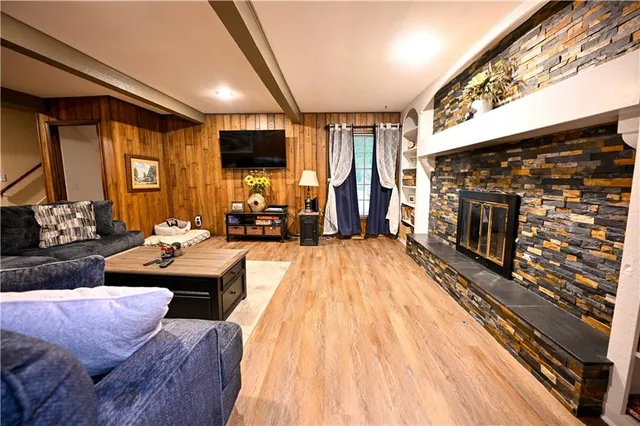 $439,900 | 10634 West 102nd Terrace, Overland Park, KS 66214