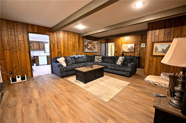 $439,900 | 10634 West 102nd Terrace, Overland Park, KS 66214