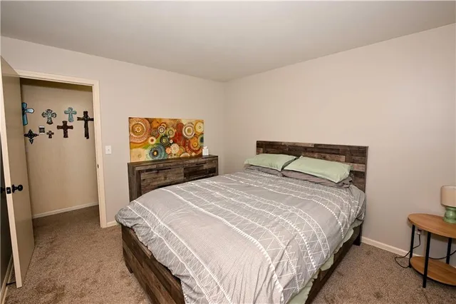 $439,900 | 10634 West 102nd Terrace, Overland Park, KS 66214