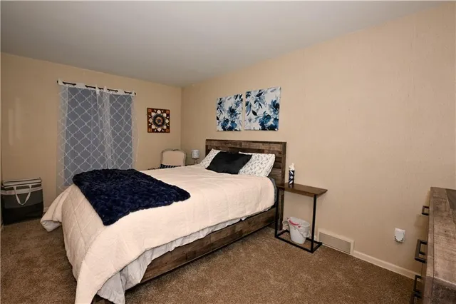 $439,900 | 10634 West 102nd Terrace, Overland Park, KS 66214