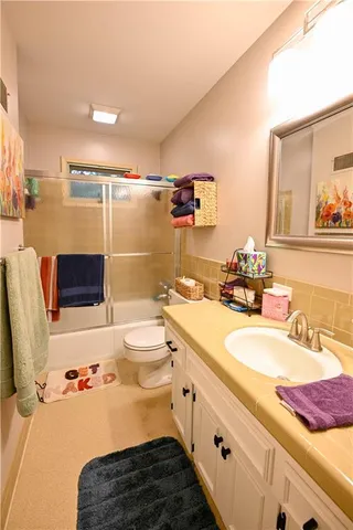 $439,900 | 10634 West 102nd Terrace, Overland Park, KS 66214