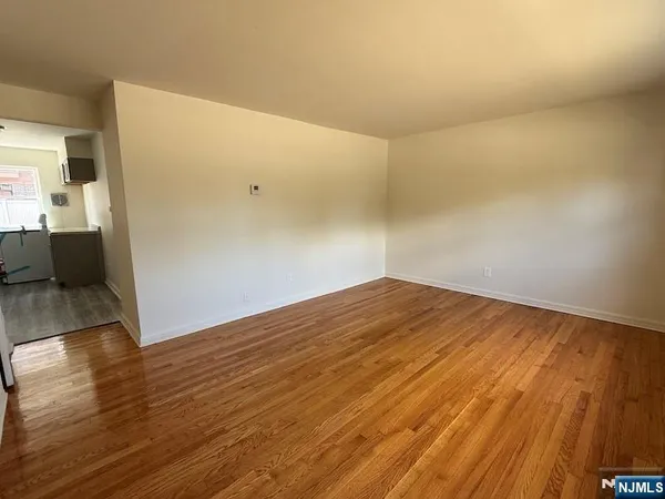 $1,695 | 107 Ross Avenue, Unit 5B, Hackensack, NJ 07601