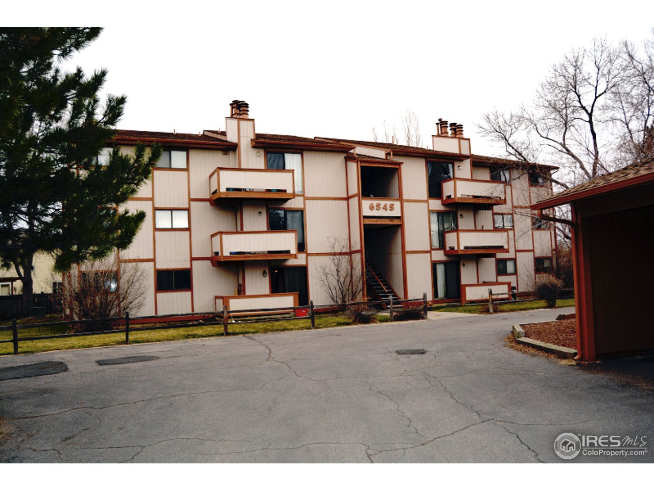6545 Kalua Road, Unit 301 Boulder, CO 80301 - Photo 4 of 25 Gallery Image 4