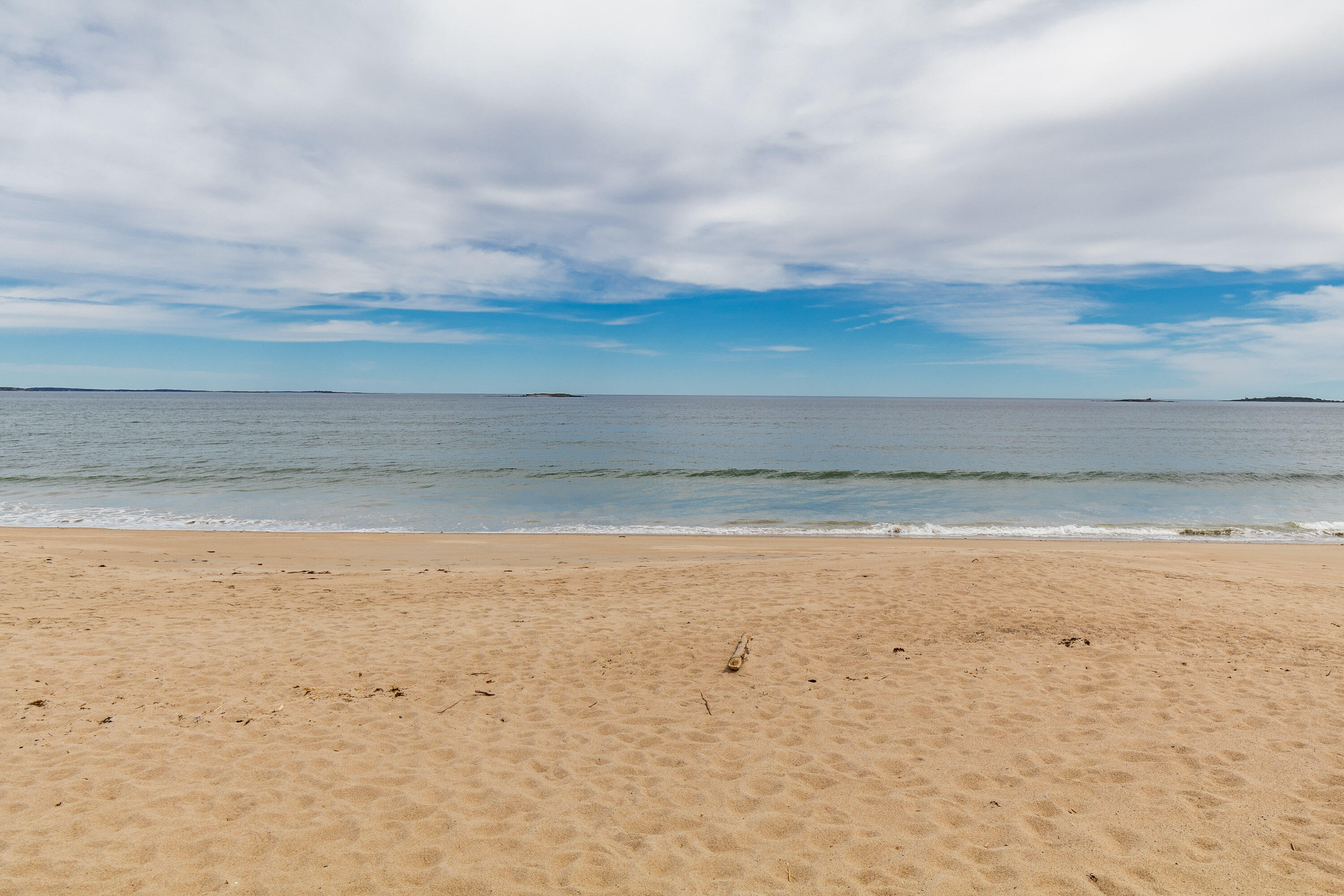 134 Surf Street Saco, ME 04072 - Photo 11 of 54 20240429ms-82001
