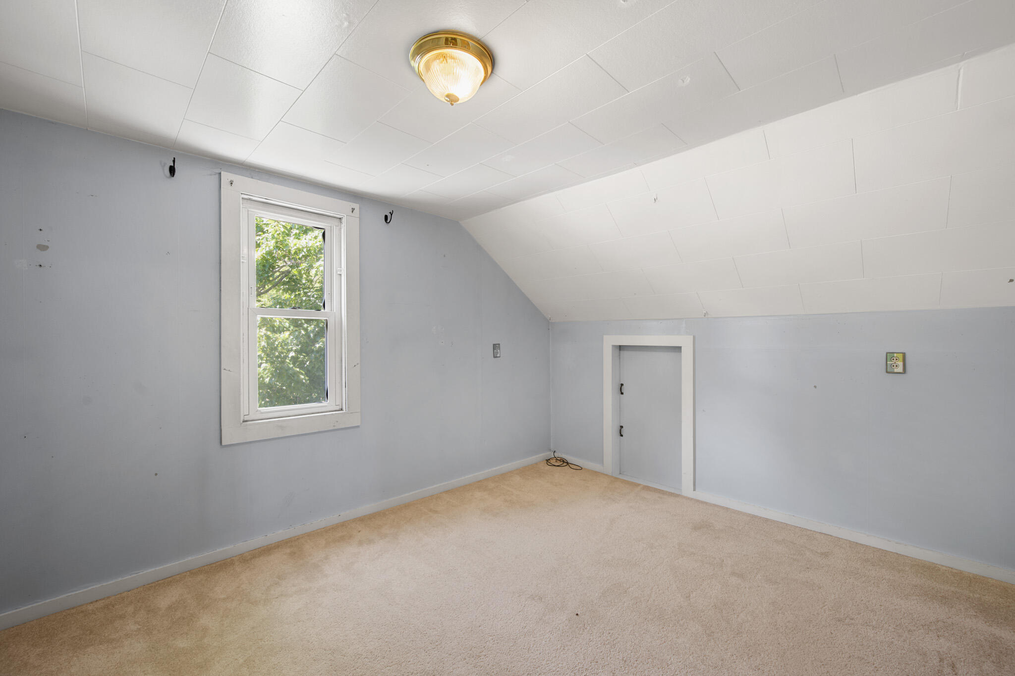 164 7th Street Bangor, ME 04401 - Photo 33 of 51 Second Floor Bedroom 3