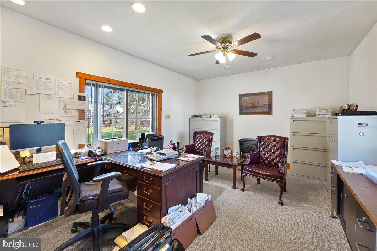 126 President Avenue Rutledge, PA 19070 - Photo 17 of 35 Main floor family room or office