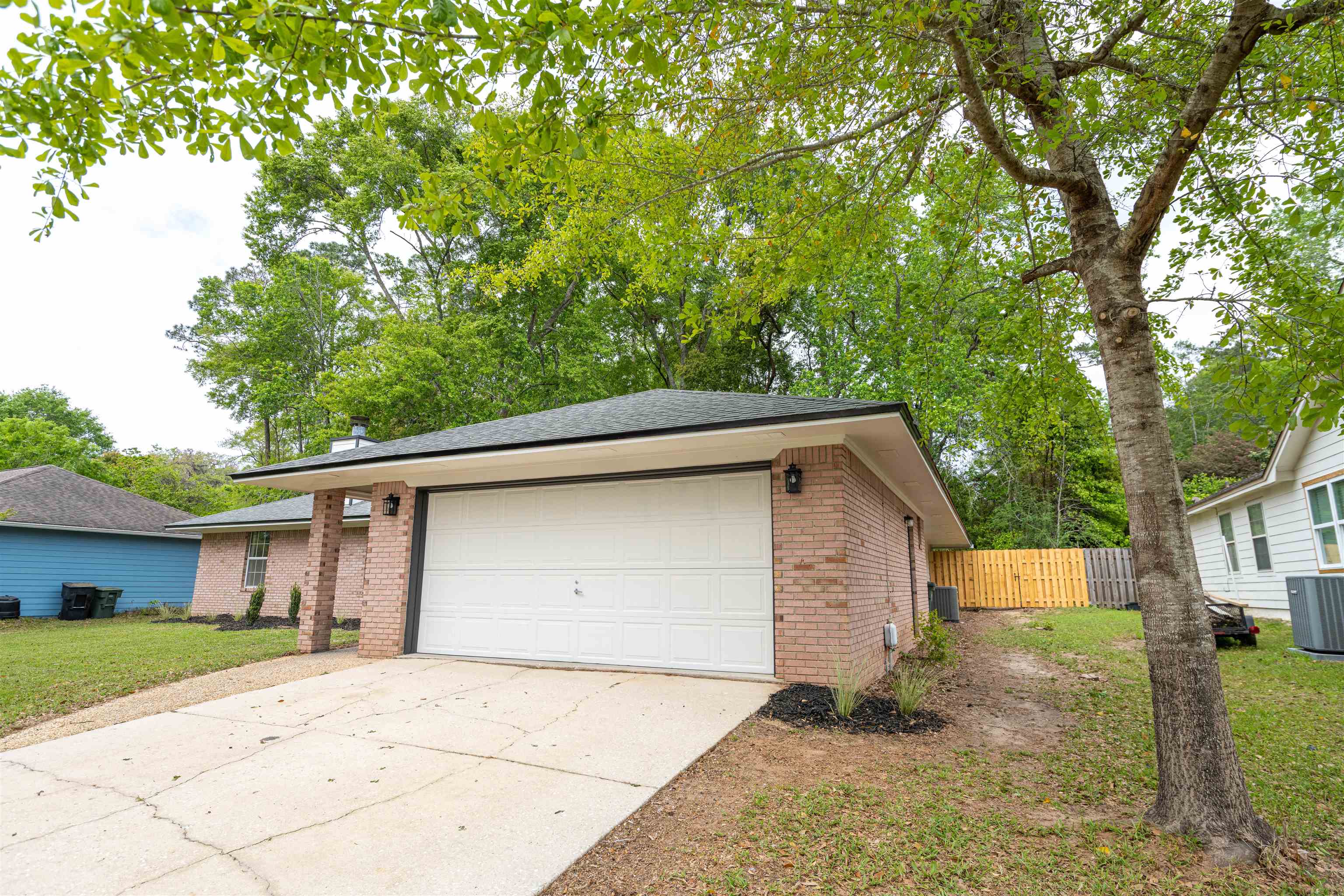714 Riggins Road Tallahassee, FL 32308 - Photo 3 of 27