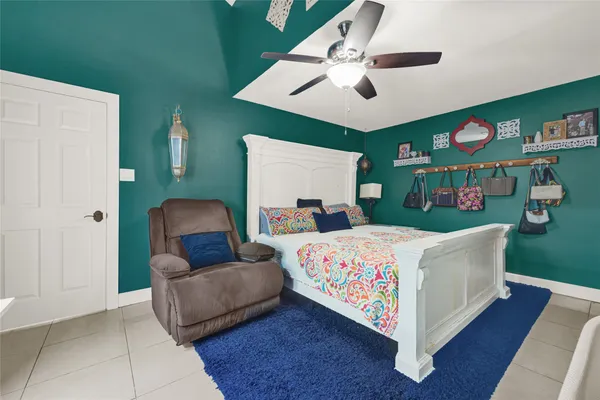 $264,900 | 15819 7 Springs Drive, Houston, TX 77084