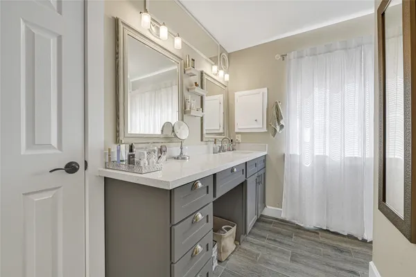 $264,900 | 15819 7 Springs Drive, Houston, TX 77084