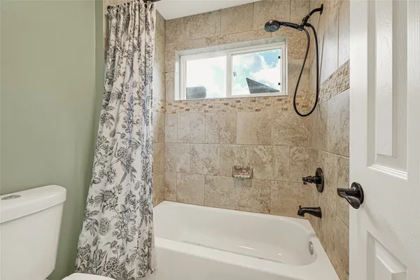 $264,900 | 15819 7 Springs Drive, Houston, TX 77084