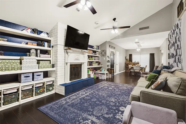 $264,900 | 15819 7 Springs Drive, Houston, TX 77084