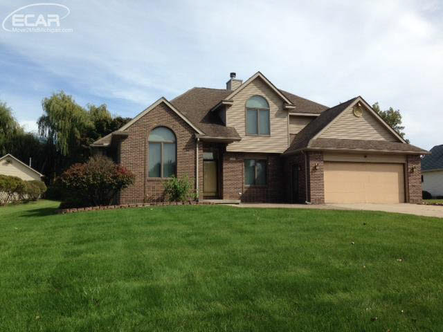 1156 Heatherwoode Road Flint, MI 48532 - Photo 1 of 30