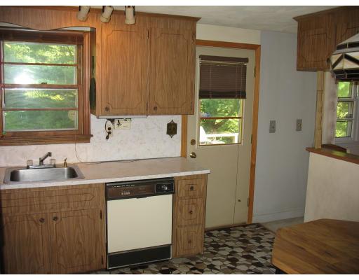 36 Greenwood Road Sharon, MA 02067 - Photo 7 of 10 Gallery Image 7