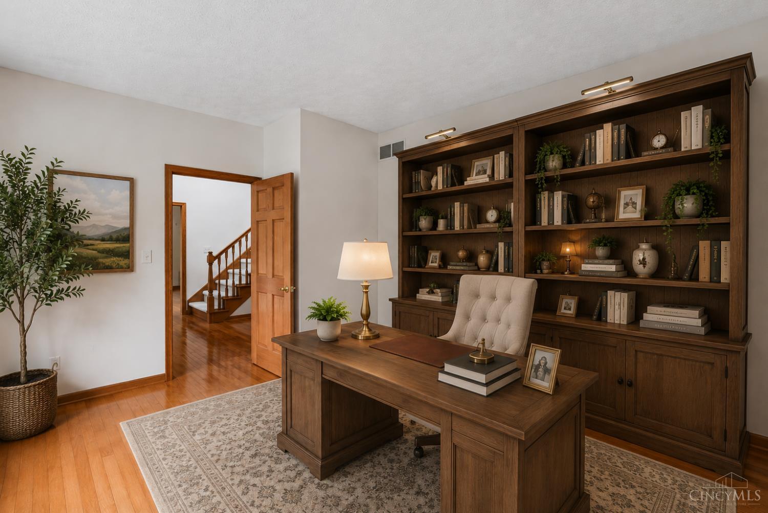 1109 Asbury Road Cincinnati, OH 45255 - Photo 25 of 69