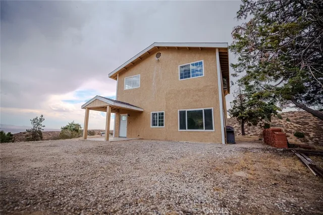 $374,900 | 23002 West 1/2 Avenue, Lancaster, CA 93536