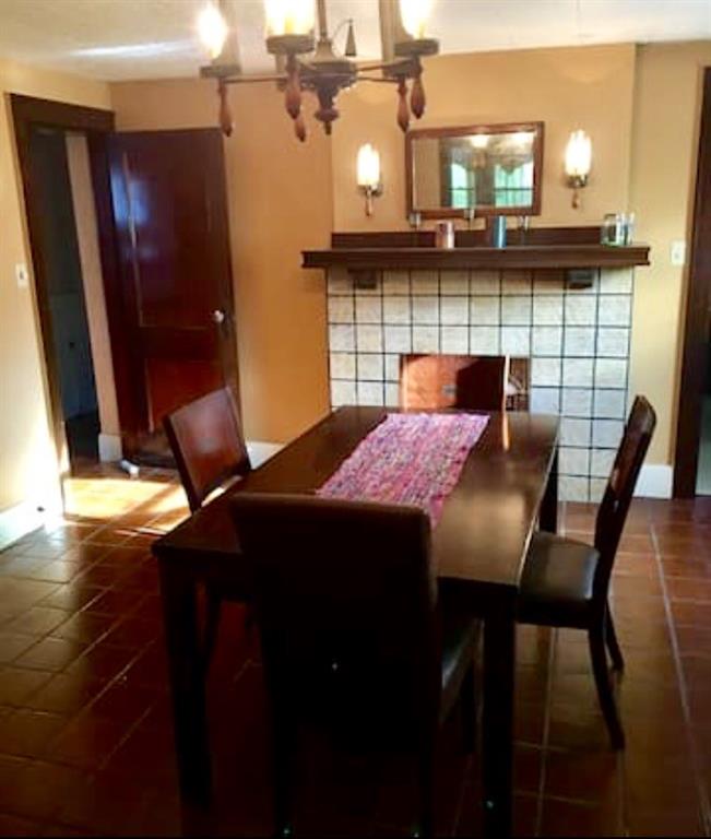 31 Radium Street Observatory Hill, PA 15214 - Photo 5 of 6 Second floor dining room