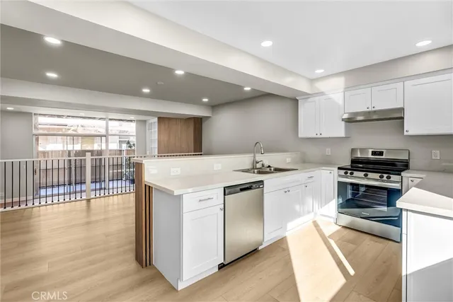 $819,000 | 5348 Fairview Boulevard, Unit 3, Ladera Heights, CA 90056