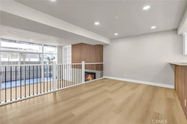 $819,000 | 5348 Fairview Boulevard, Unit 3, Ladera Heights, CA 90056