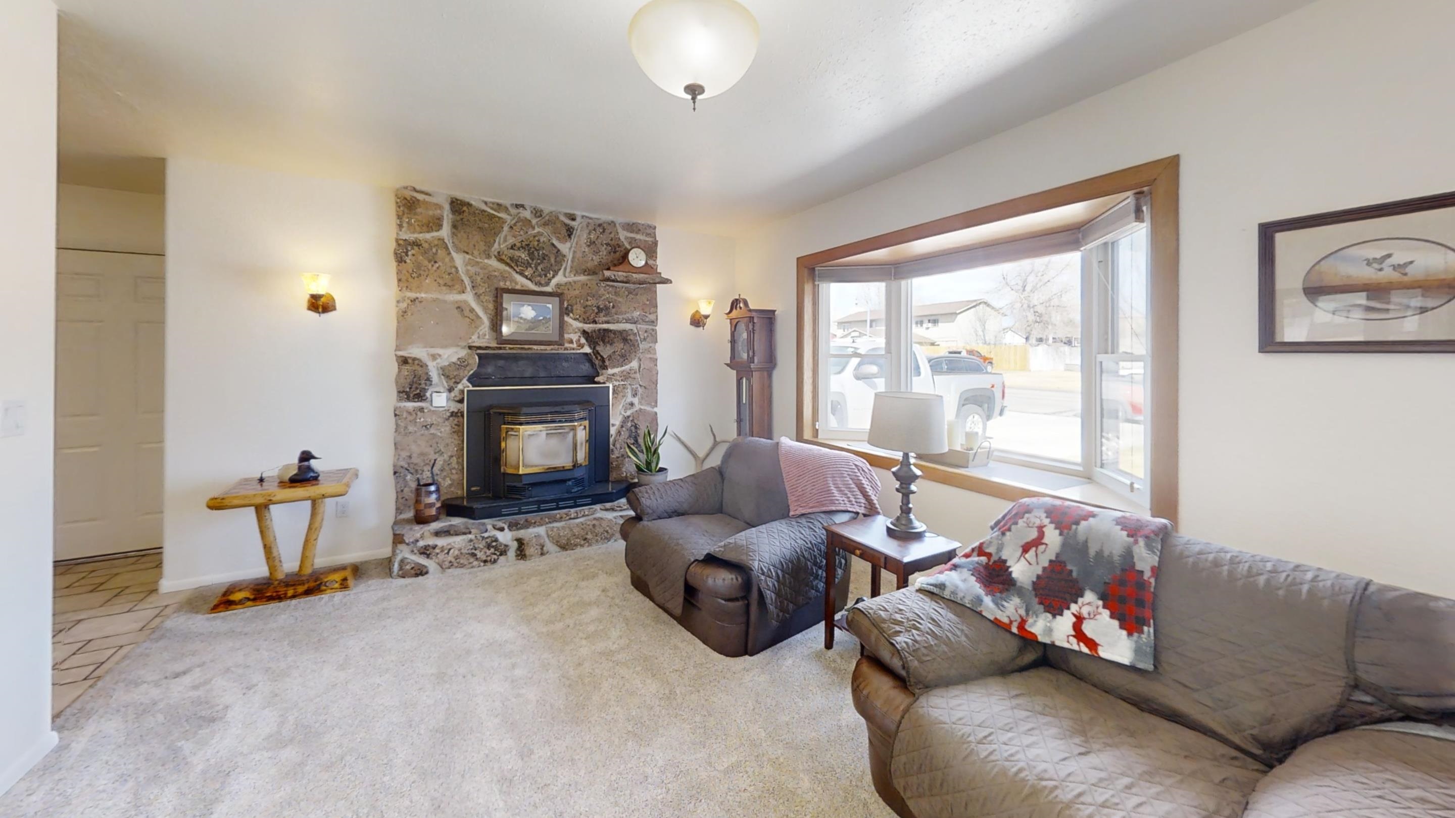 242 Daisy Street Casper, WY 82604 - Photo 3 of 30