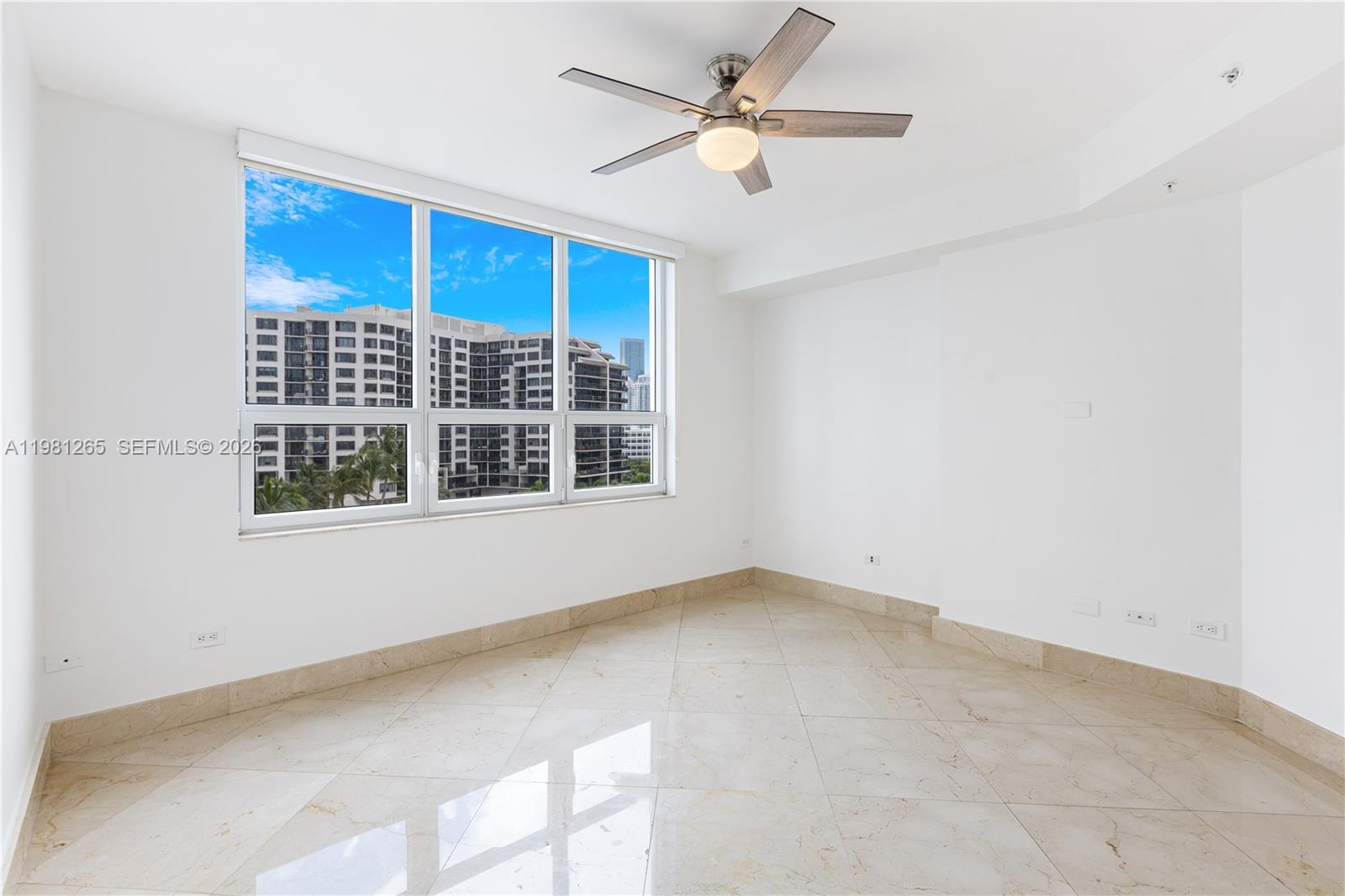 848 Brickell Key Drive, Unit 903 Miami, FL 33131 - Photo 16 of 35