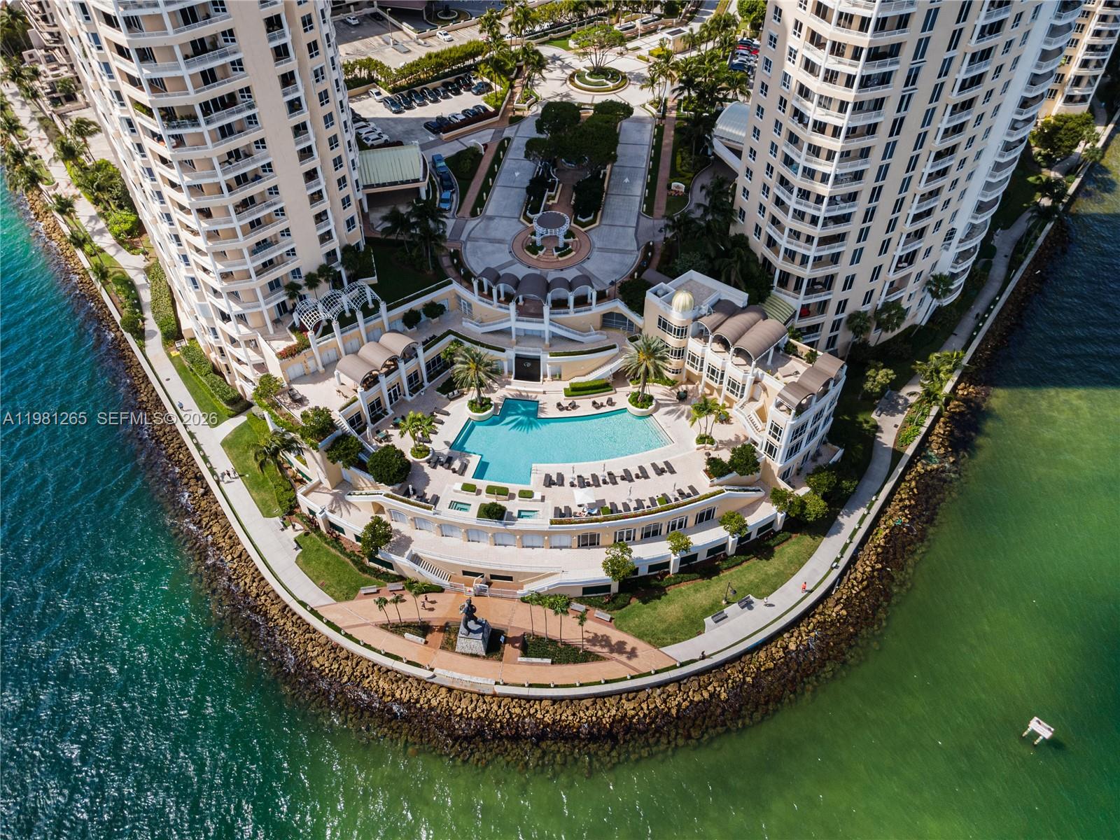 848 Brickell Key Drive, Unit 903 Miami, FL 33131 - Photo 29 of 35